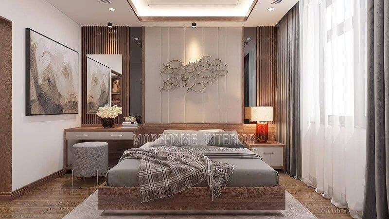 Bố trí phòng ngủ nam tính với những đường nét vuông vắn khỏe khoắn từ giường ngủ hiện đại, kệ trang trí đến các đường kẻ sọc trang trí mảng tường, hay ngay cả gương trang trí đều tạo nên vẻ đẹp cứng rắn độc đáo. Tuy nhiên những đường nét mềm mại làm điểm nhân từ hình ảnh đàn cá hay bức tranh canvas treo tường nghệ thuật sẽ là một gợi ý dung hòa ấn tượng thổi hồn trong phong cách sống chủ nhân.